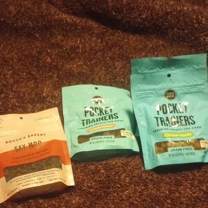 Bocce's Bakery and BIXBI Dog Treats Set